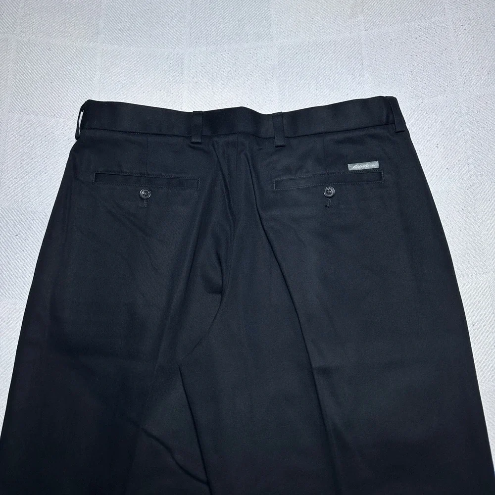 NEW Eddie Bauer Pleated Relaxed Chino Pants Mens 34x37 Wrinkle Free Black Casual